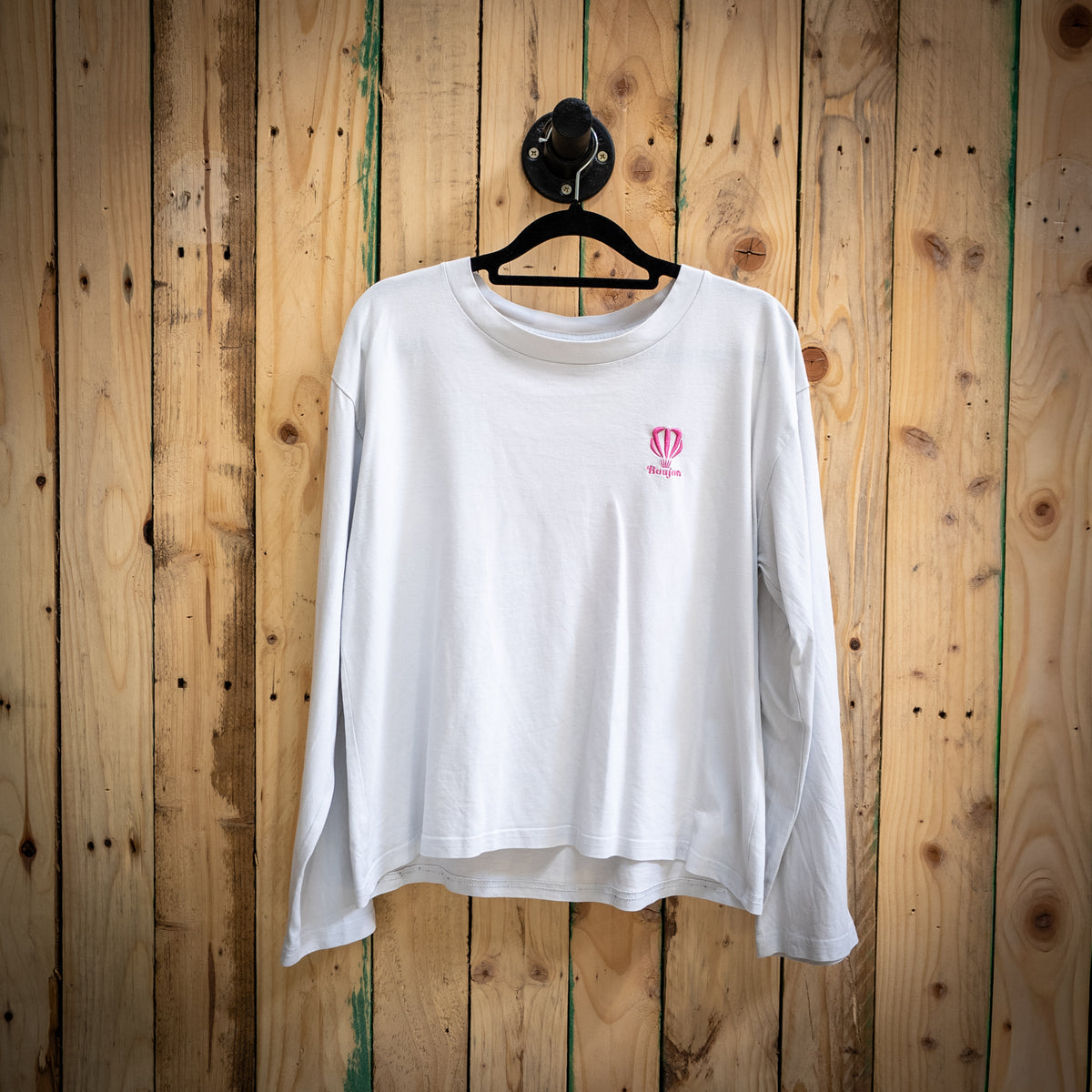 Men's long sleeve in white