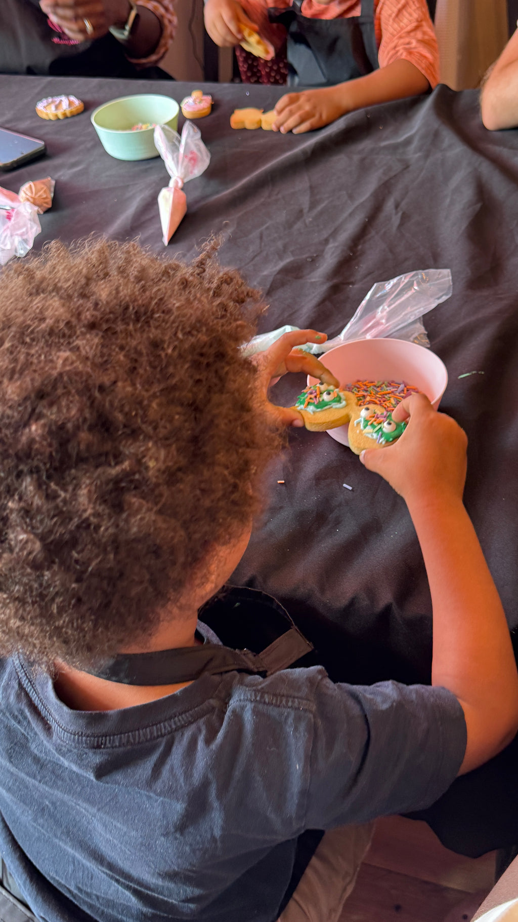 Biscuit Decorating for Kids & Parents